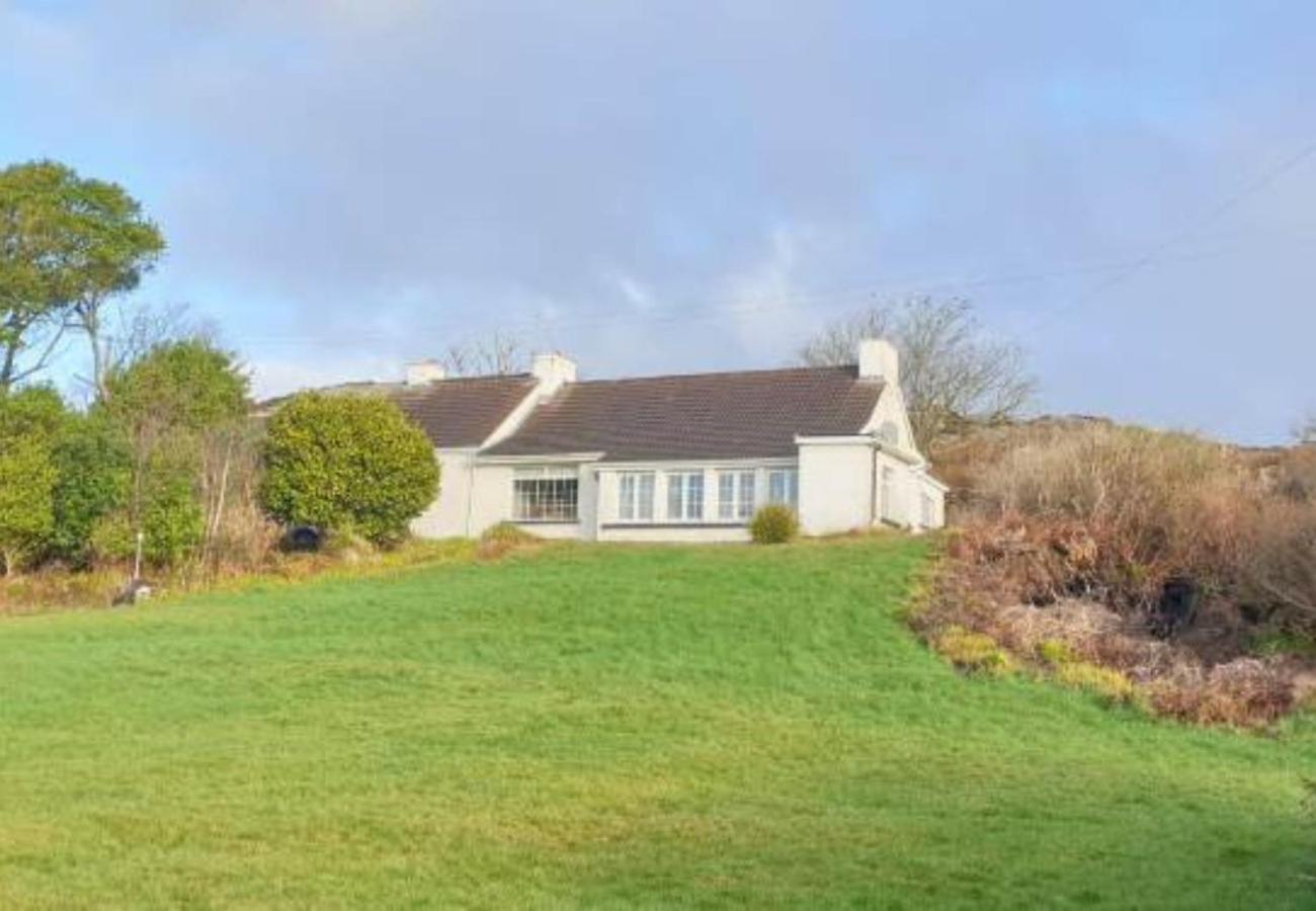 Cushatrough Claddaghduff Exterior photo